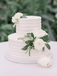 vintage wedding cake buttercream
